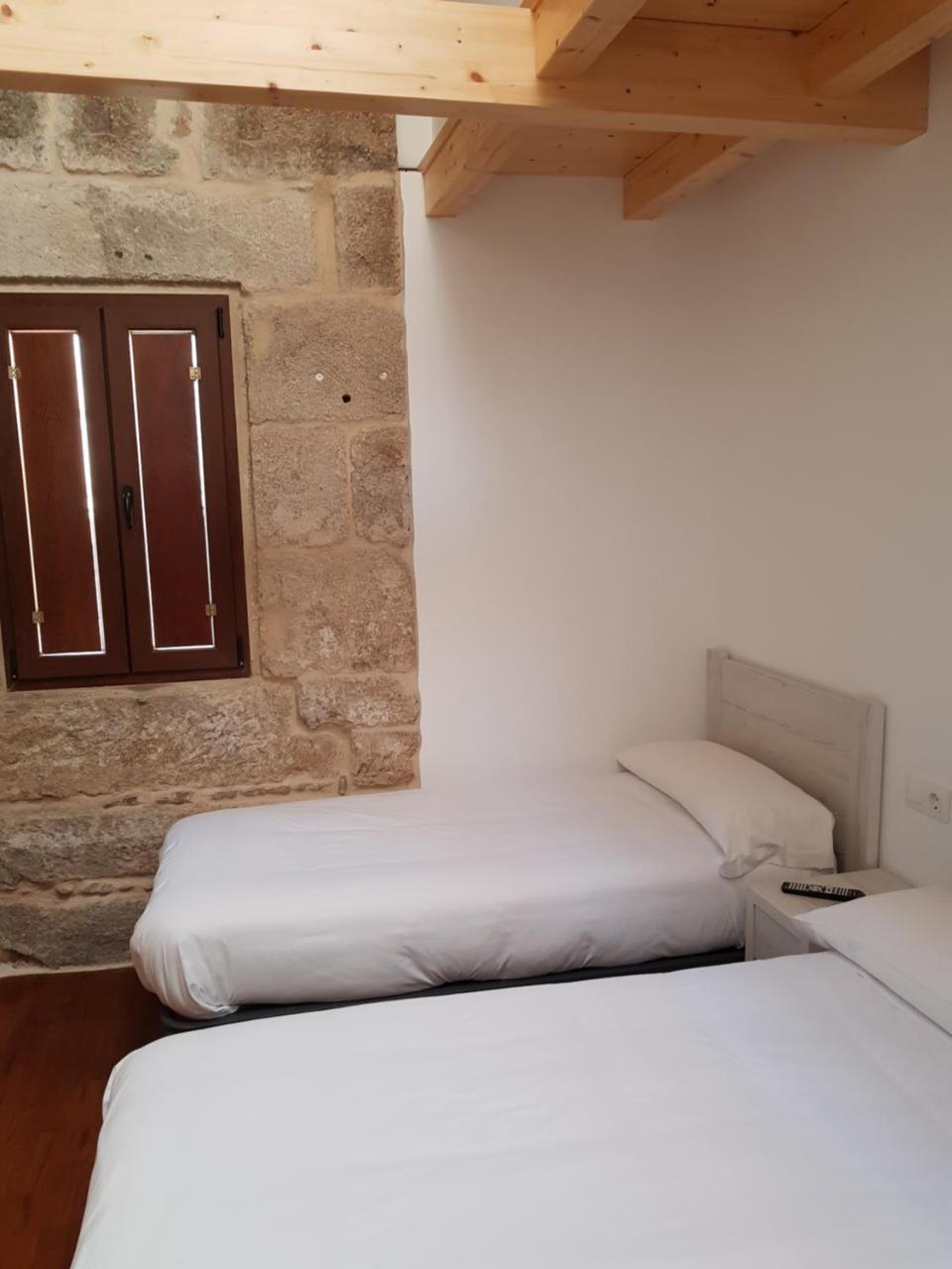וילאנואבה דה ארוסה Albergue A Salazon מראה חיצוני תמונה