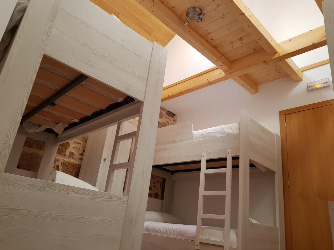 וילאנואבה דה ארוסה Albergue A Salazon מראה חיצוני תמונה